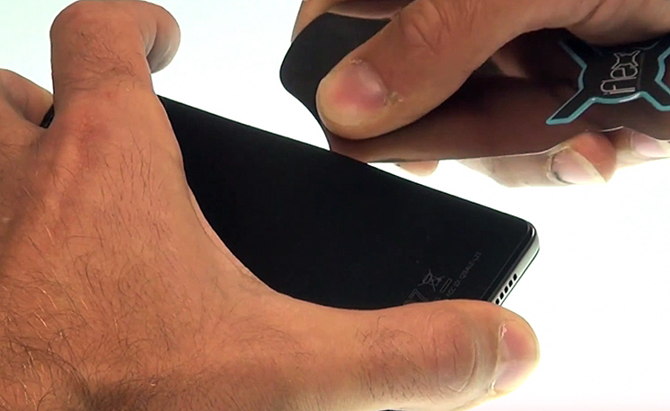 Changement de batterie sur P8 Lite photo 1