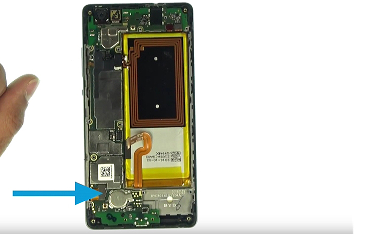 Changement de batterie sur P8 Lite photo 1