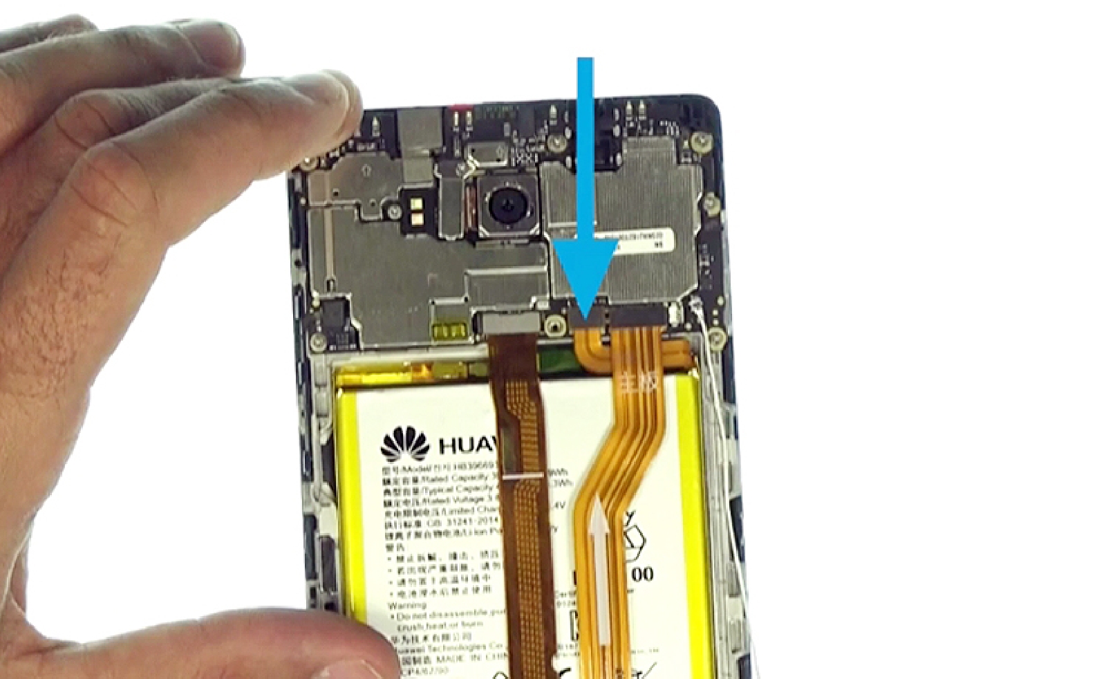 Changement d'écran (vitre+châssis+LCD) sur Mate 8 photo 4