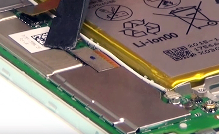 Changement d'écran (vitre+LCD) sur Honor 7 photo 1