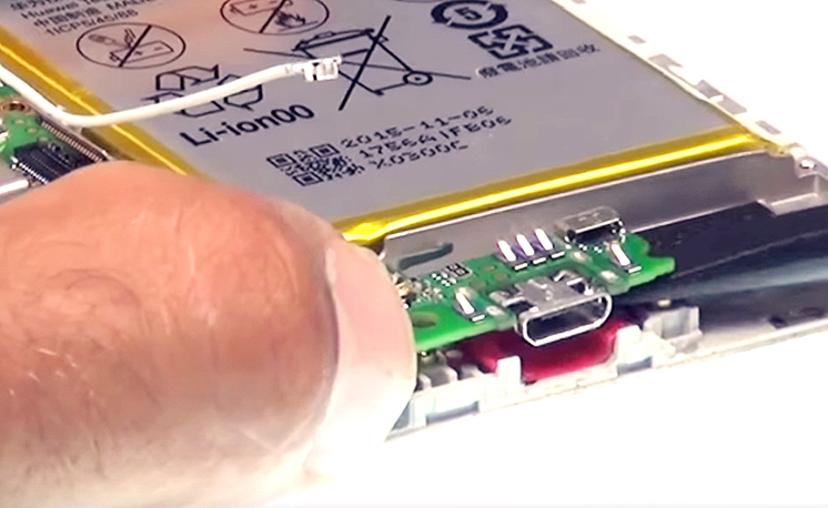 Changement d'écran (vitre+LCD) sur Honor 7 photo 1