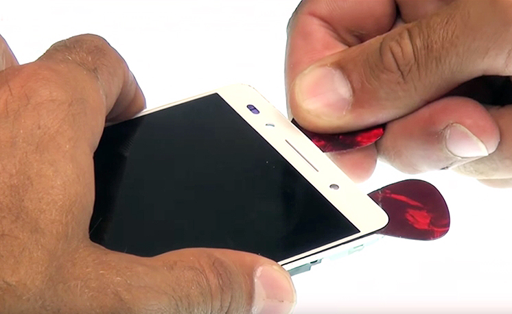 Changement d'écran (vitre+LCD) sur Honor 7 photo 1