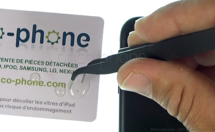 Changement de lentille de protection d'appareil photo sur iPhone 6S photo 2