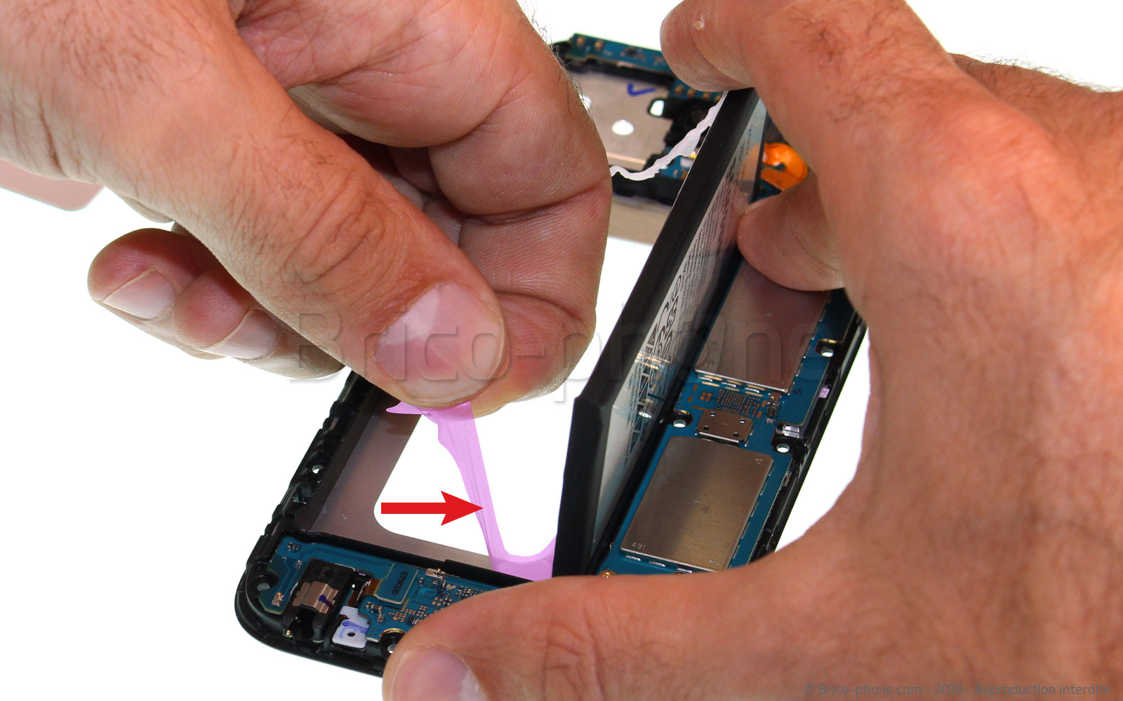 Changement de batterie sur Galaxy J3 2017 photo 2