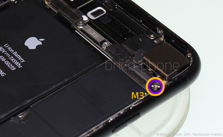Changement du connecteur de charge sur iPhone 7 photo 3