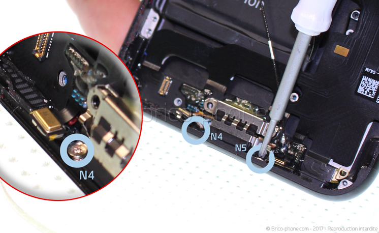 Changement du connecteur de charge sur iPhone 7 photo 3