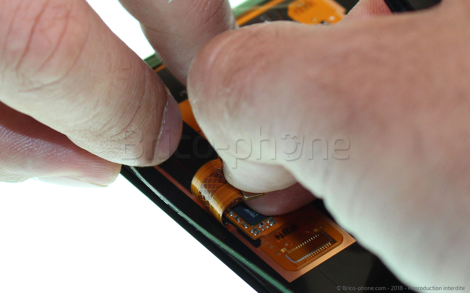 Changement d'écran (vitre+LCD) sur Galaxy A8 2018 photo 3