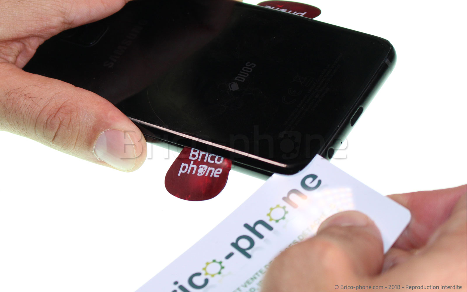 Changement de vitre arrière sur Galaxy A8 2018 photo 2