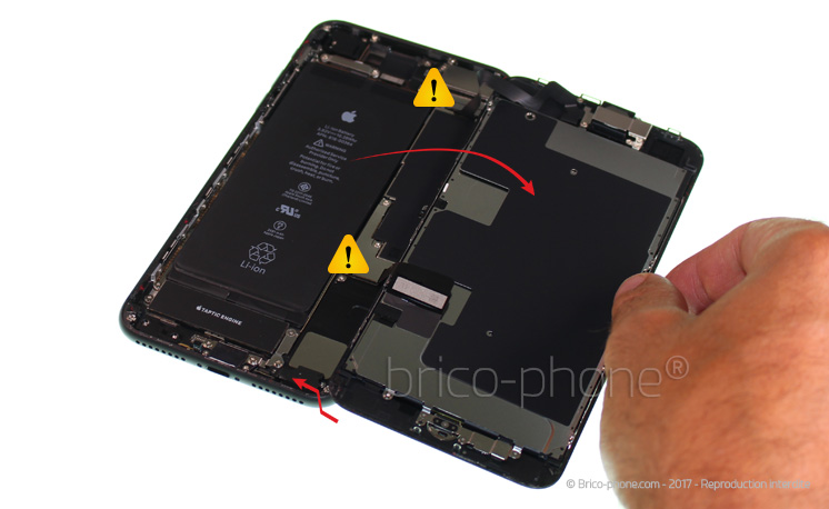 Changement du connecteur de charge sur iPhone 8 Plus photo 2