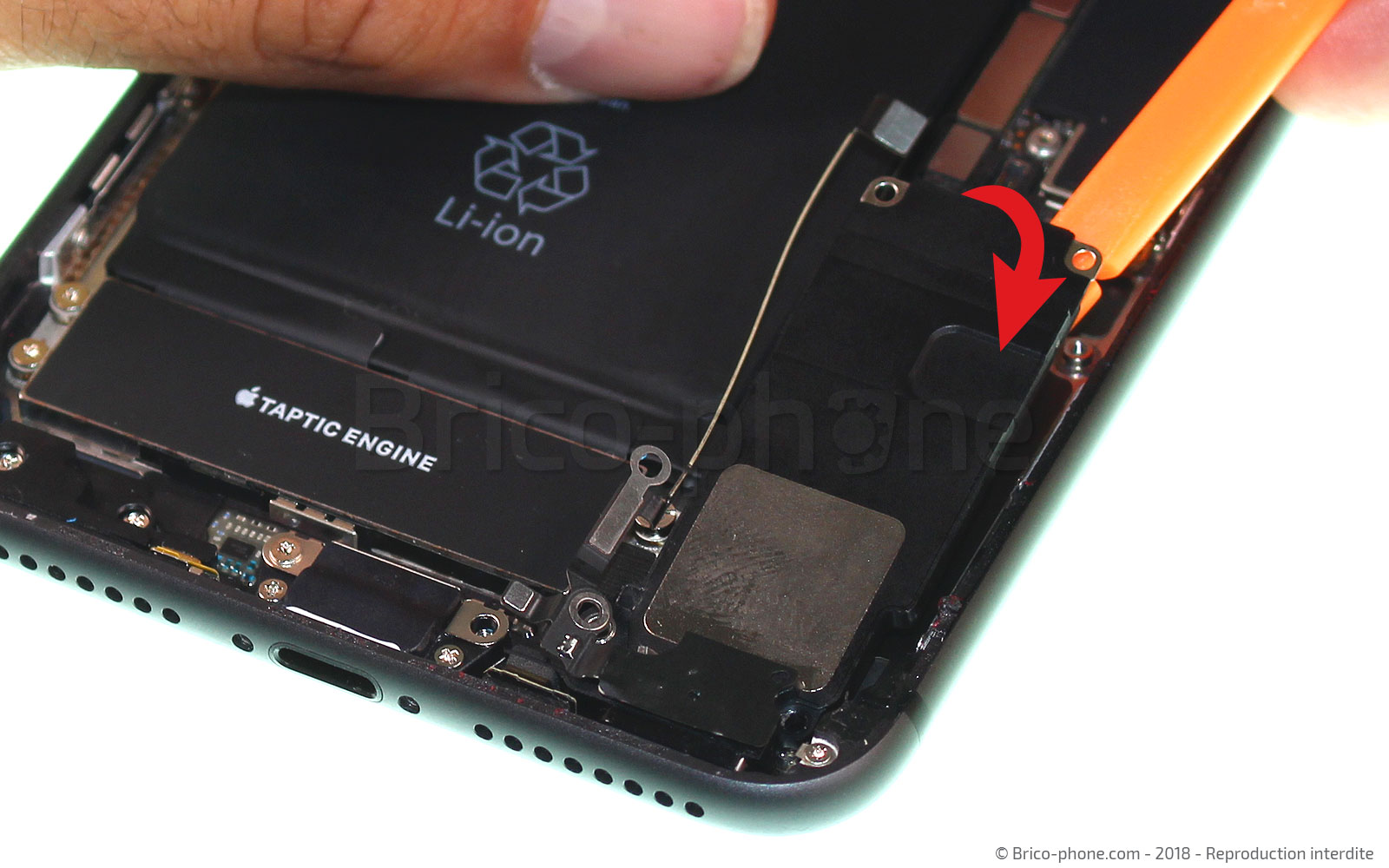 Changement d'antenne GSM sur iPhone 8 Plus photo 2