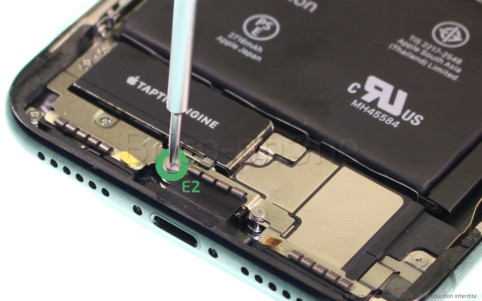 Changement du connecteur de charge sur iPhone X photo 2