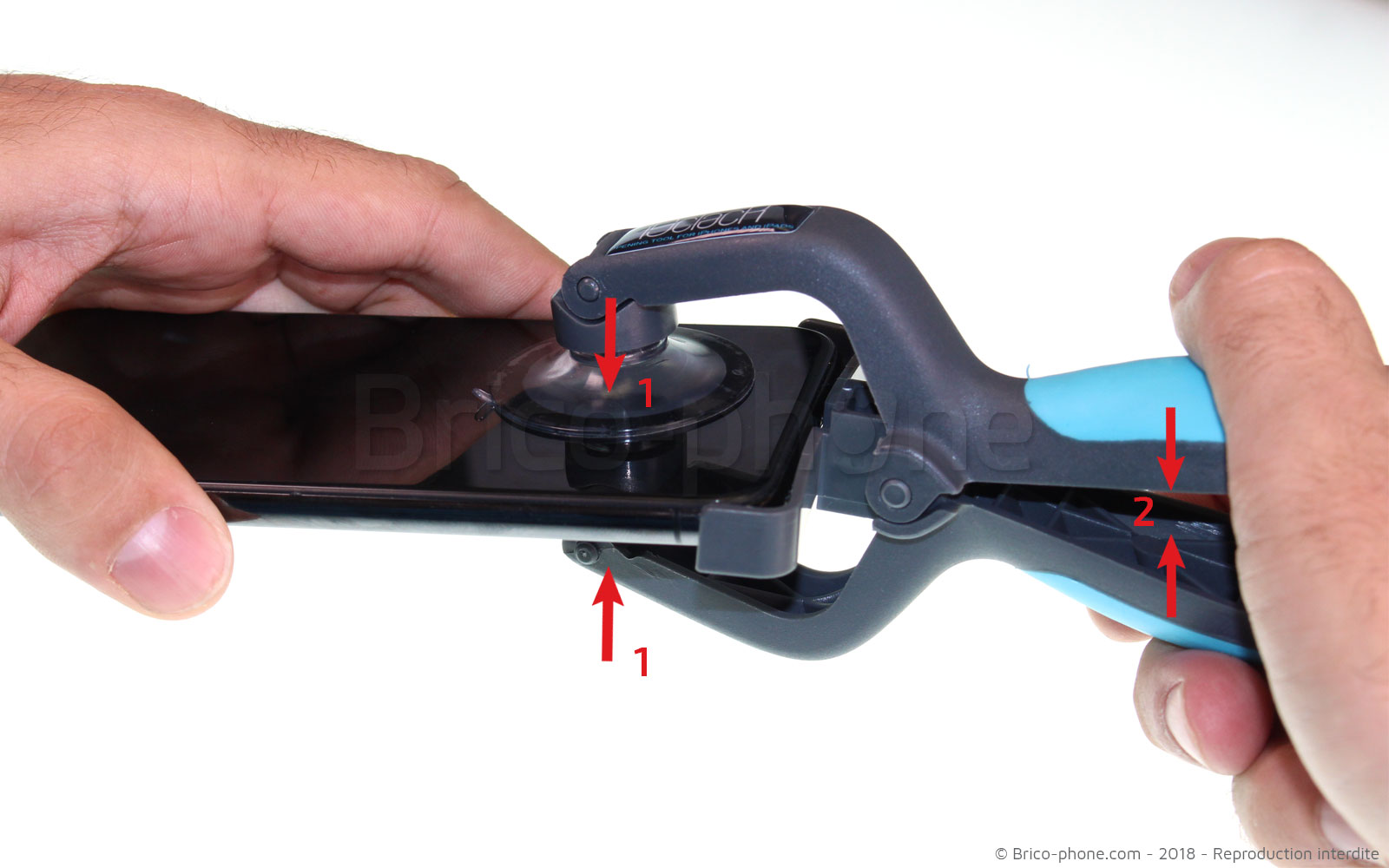 Changement du vibreur Taptic Engine sur iPhone X photo 2