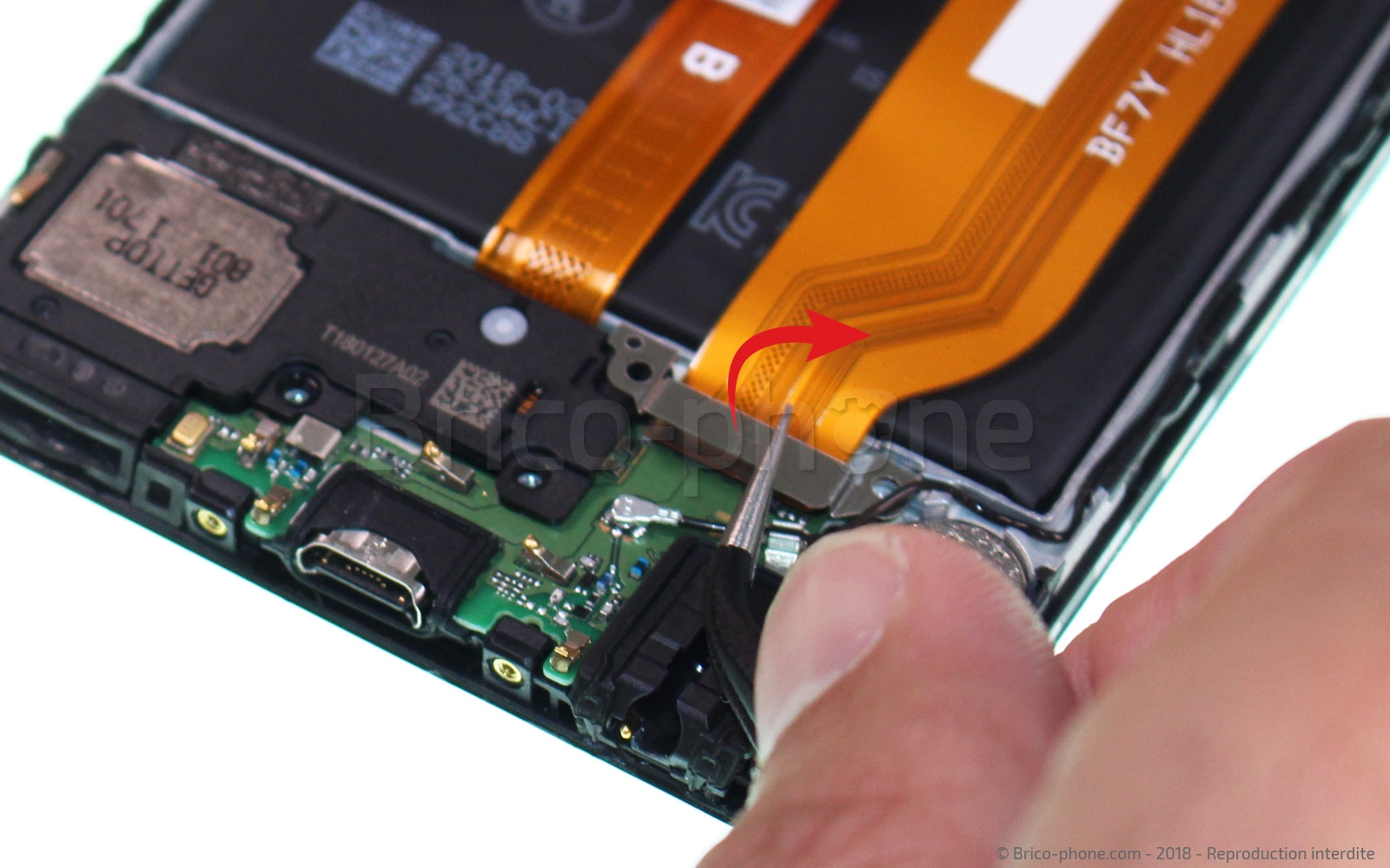 Changement du connecteur de charge sur Honor View 10 photo 3