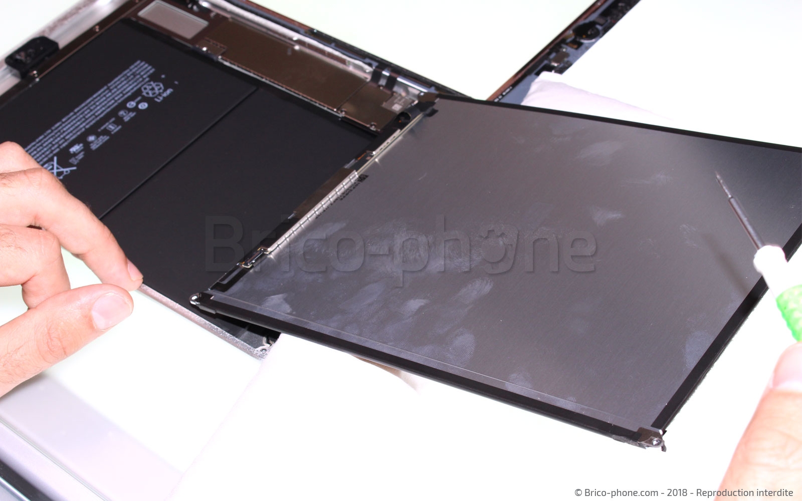 Changement de LCD sur iPad 6 2018 photo 4