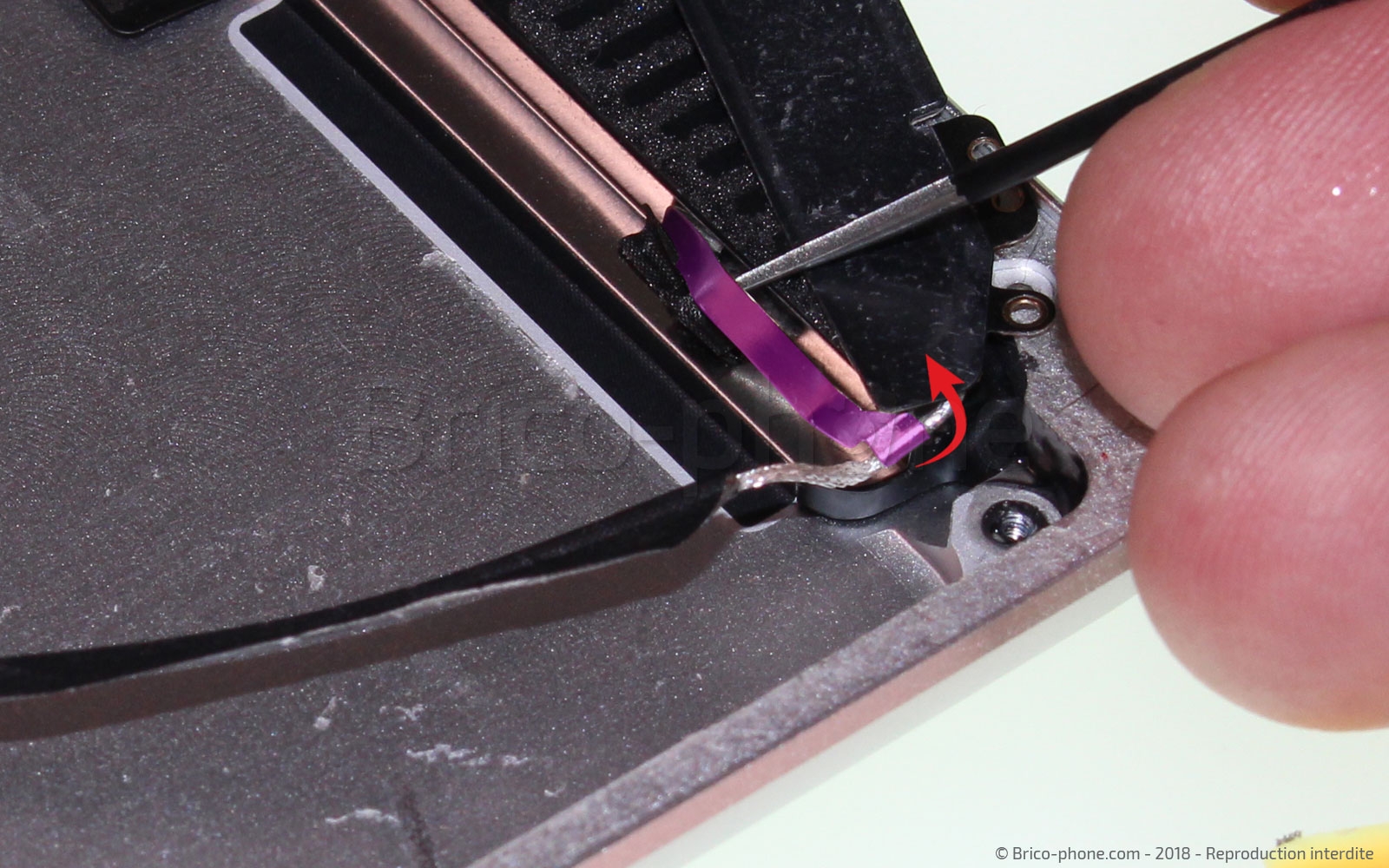 Démontage Complet sur iPad 6 2018 photo 3