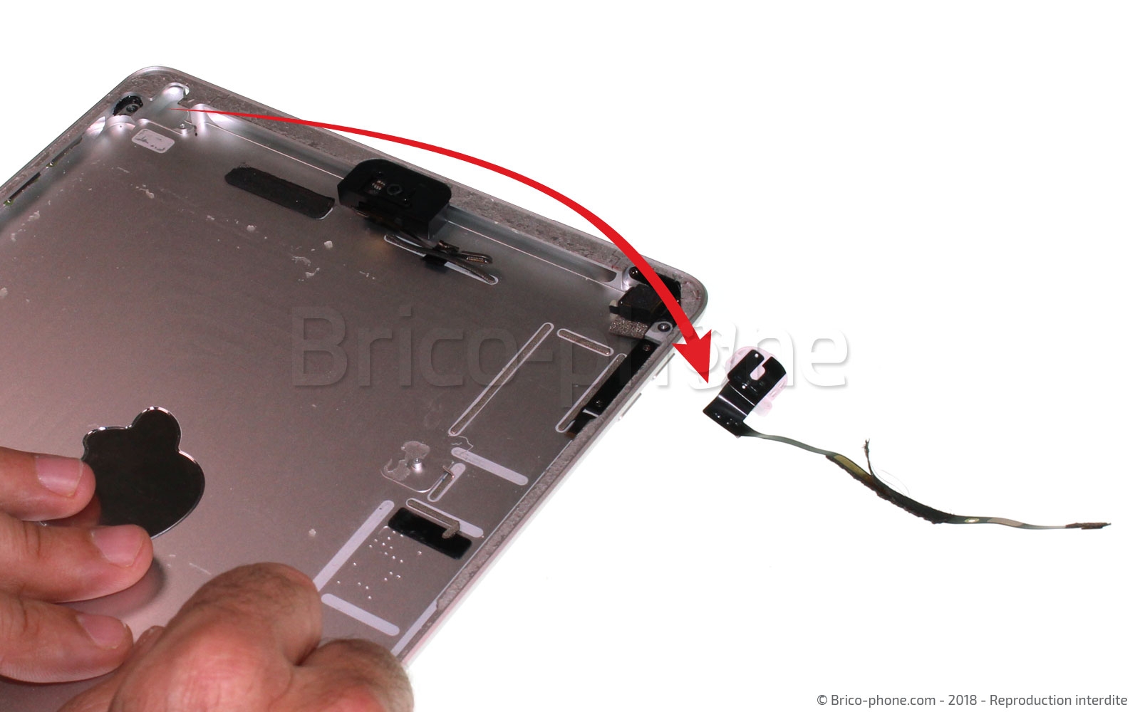 Démontage Complet sur iPad 6 2018 photo 4