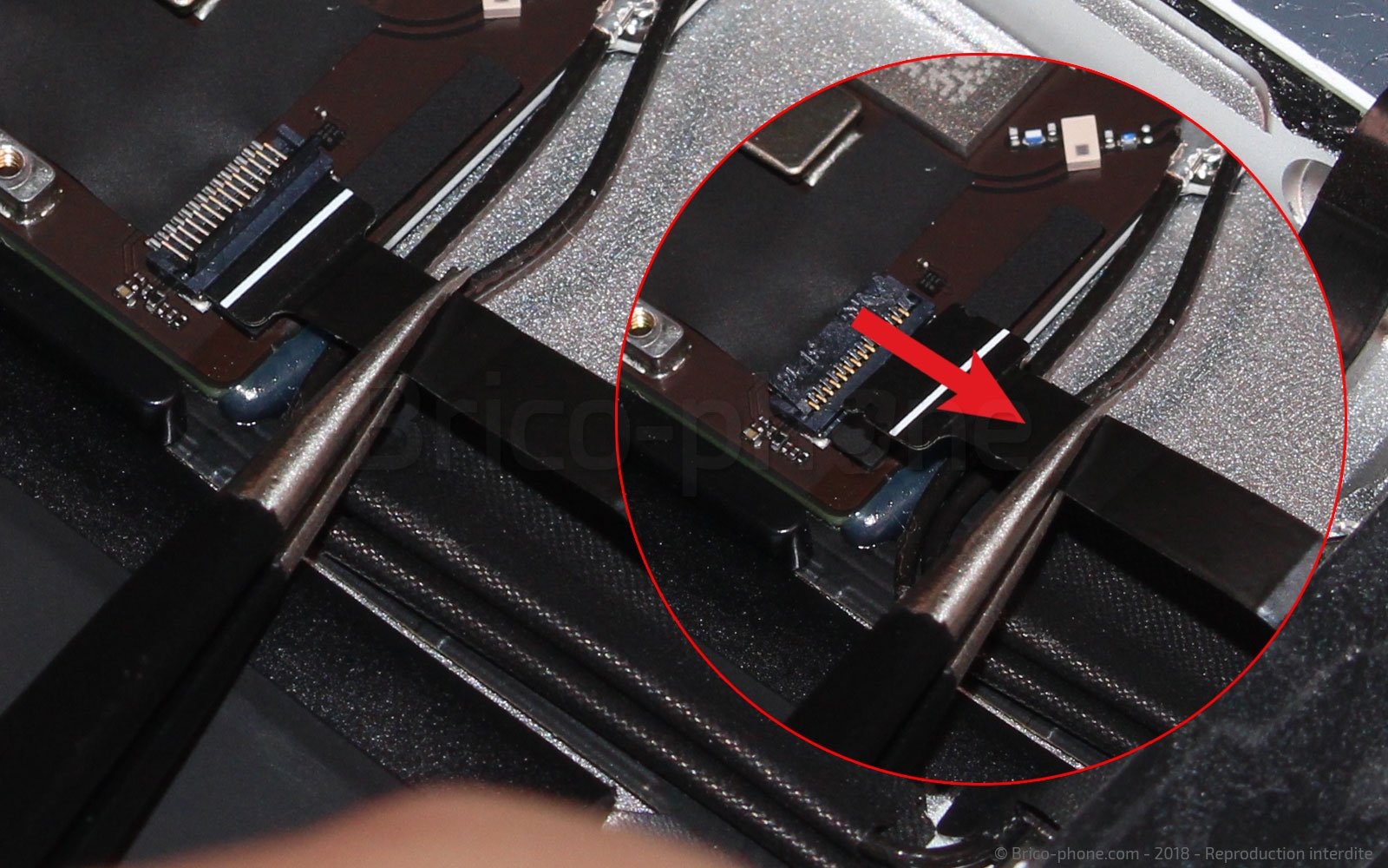 Changement de batterie sur iPad 6 2018 photo 3