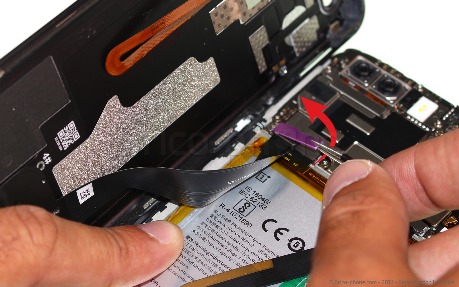 Changement d'écran (vitre+LCD) sur OnePlus 5T photo 2