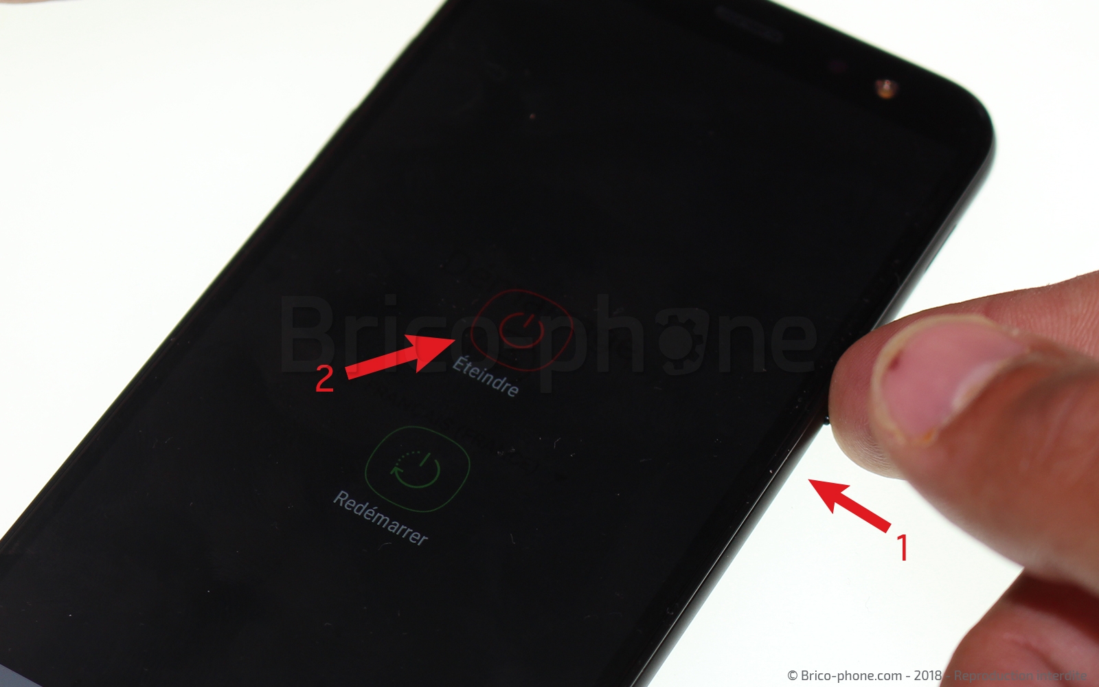 Changement d'écran (vitre+LCD) sur Galaxy A6 2018 photo 1