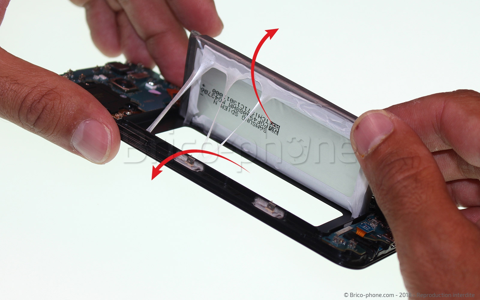 Changement de batterie sur Galaxy A6 2018 photo 3