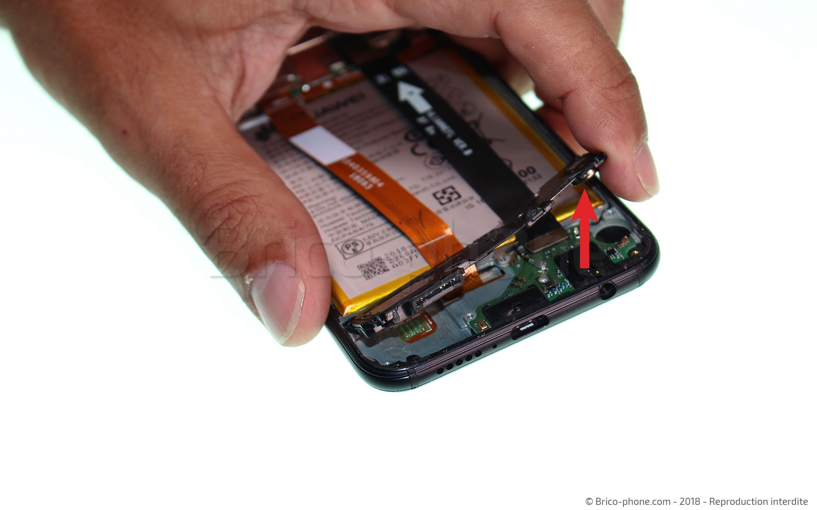 Changement du connecteur de charge et prise Jack sur P20 lite photo 3