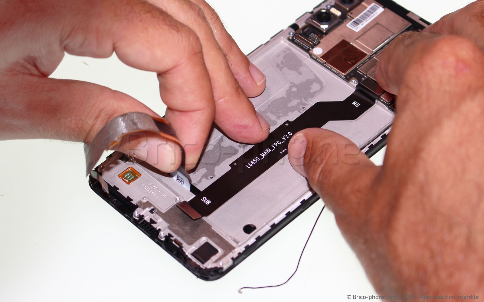 Changement d'écran (vitre+LCD) sur Redmi Note 5 photo 3