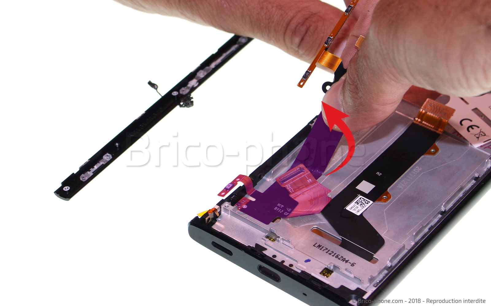 Changement d'écran (vitre+LCD) sur Xperia XA2 - XA2 Dual photo 3