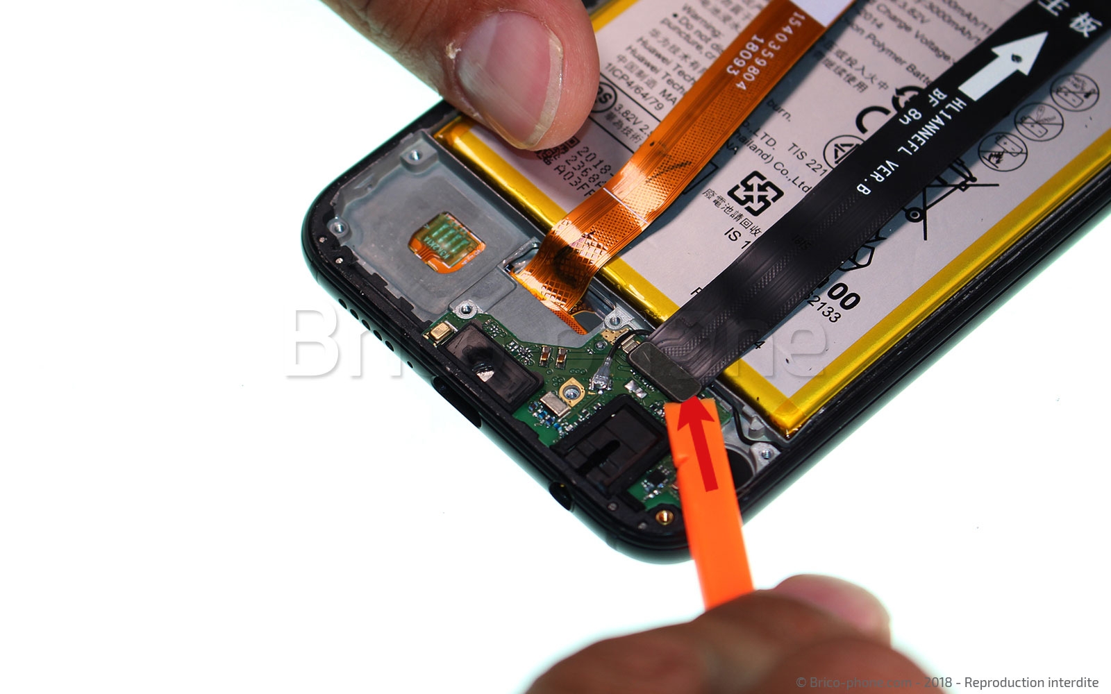 Changement d'écran (vitre+châssis+batterie) sur P20 lite photo 1