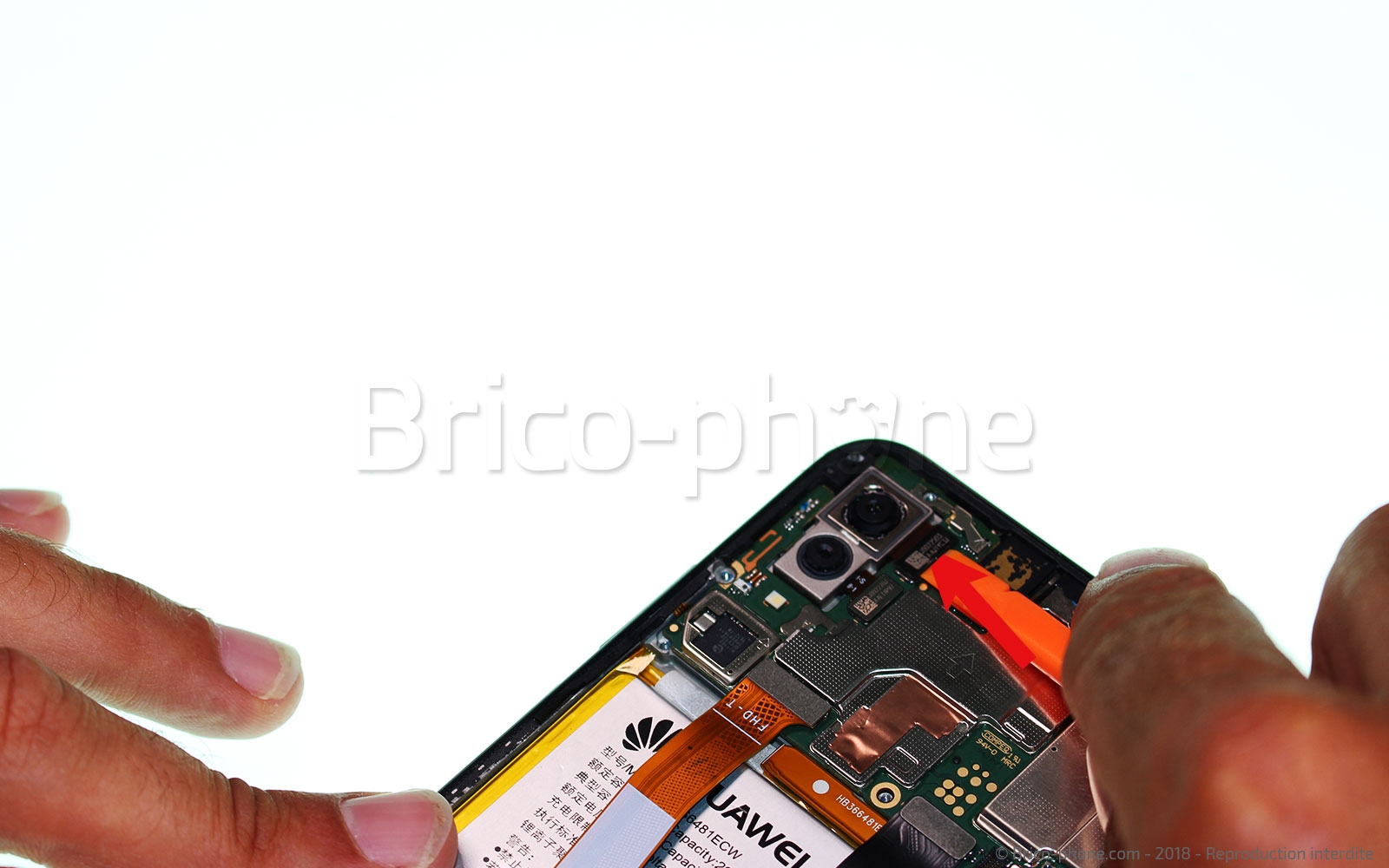 Changement d'écran (vitre+châssis+batterie) sur P20 lite photo 1