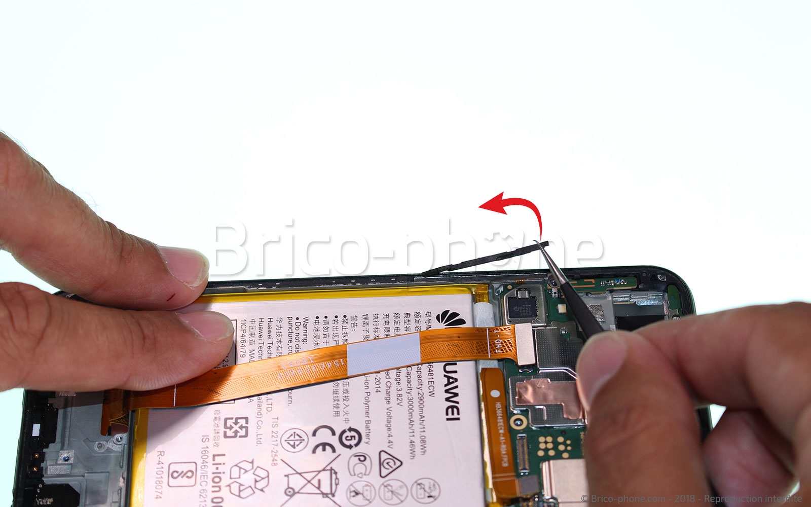 Changement d'écran (vitre+châssis+batterie) sur P20 lite photo 3