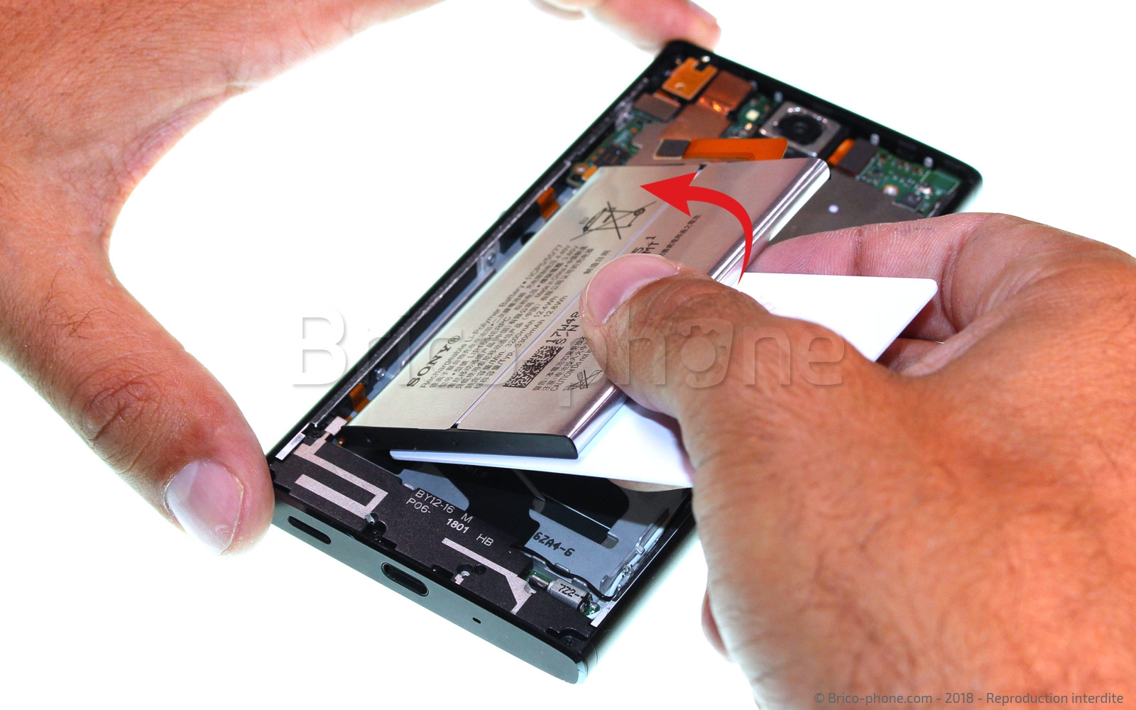 Changement de batterie sur Xperia XA2 - XA2 Dual photo 3