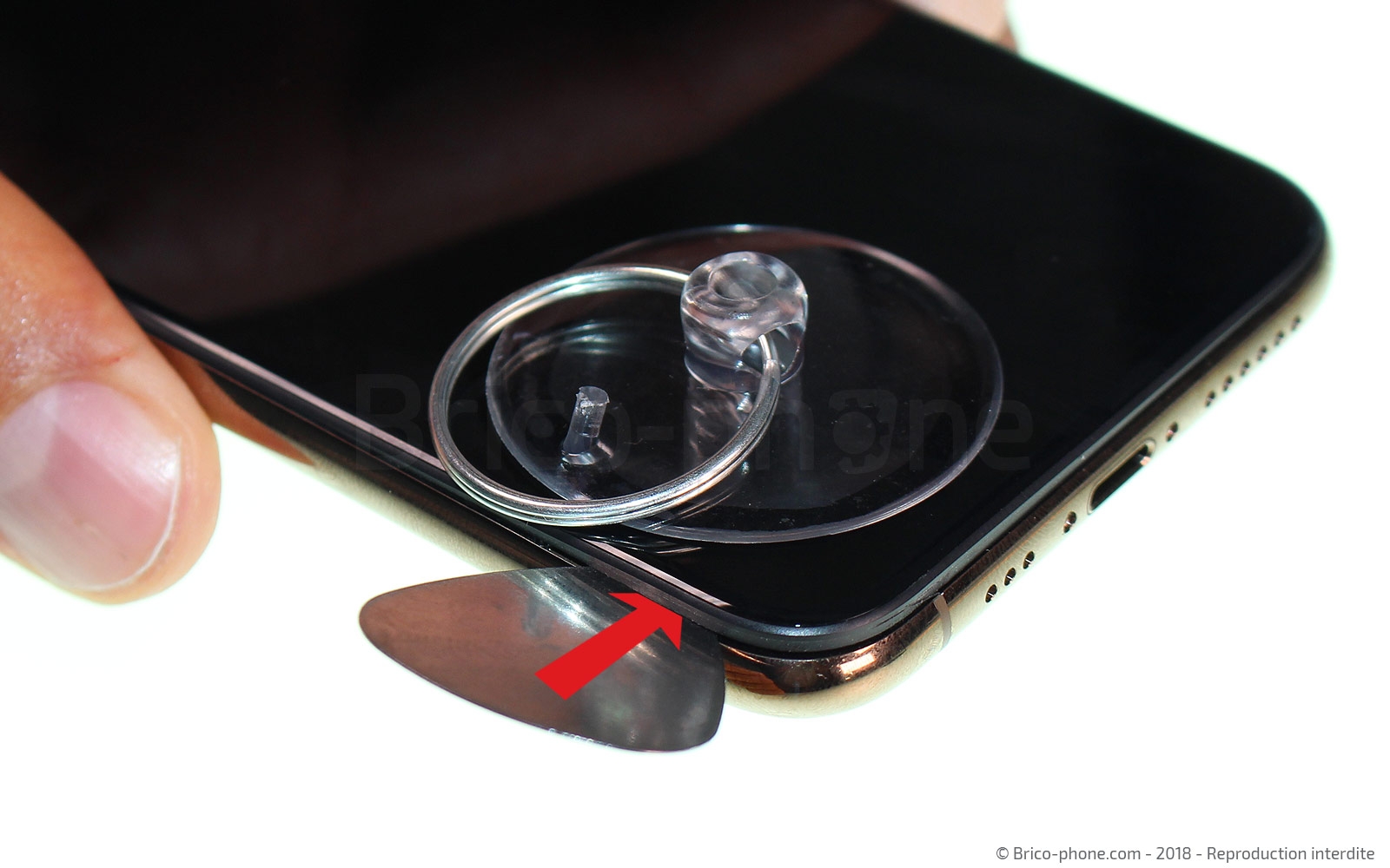 Changement d'écran (vitre+OLED) sans éléments prémontés sur iPhone XS photo 3