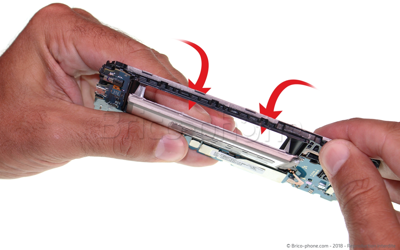 Changement du haut-parleur interne sur Galaxy J6 photo 3