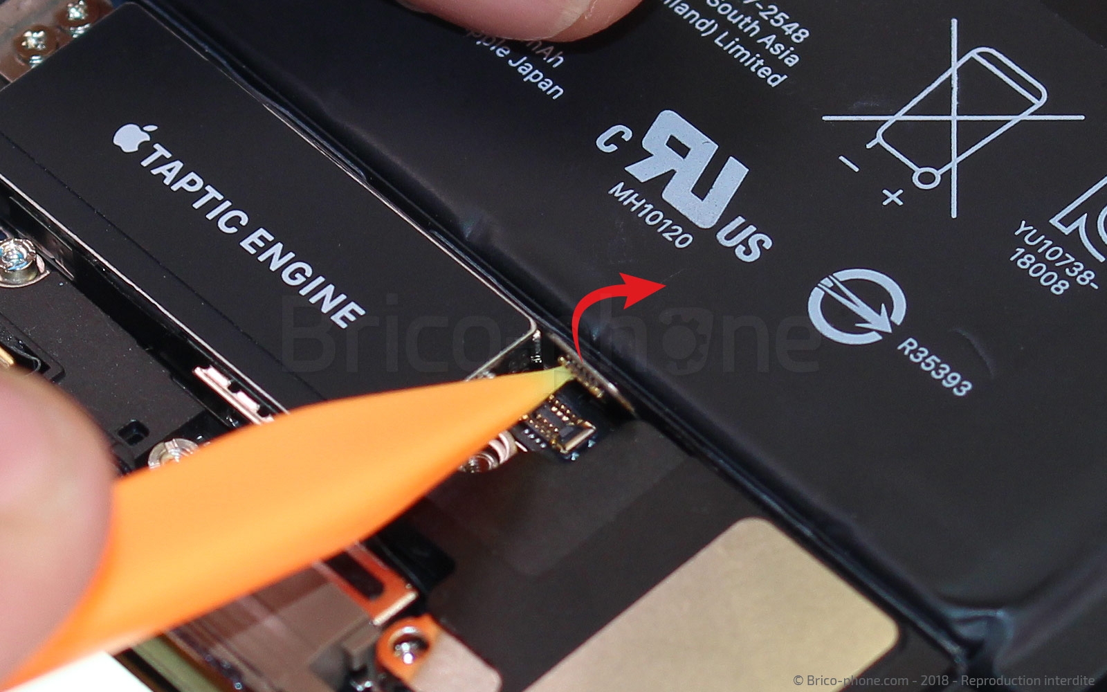 Changement du connecteur de charge sur iPhone XS photo 4