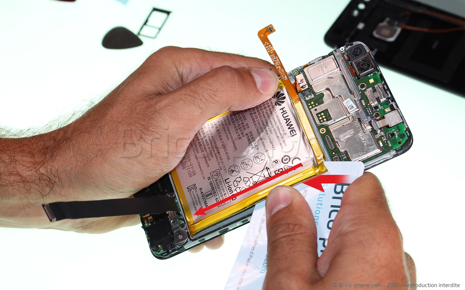 Changement de batterie sur P Smart 2018 photo 2