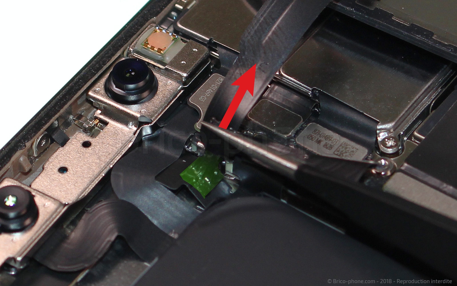 Changement d'antenne WiFi sur iPhone XS photo 1