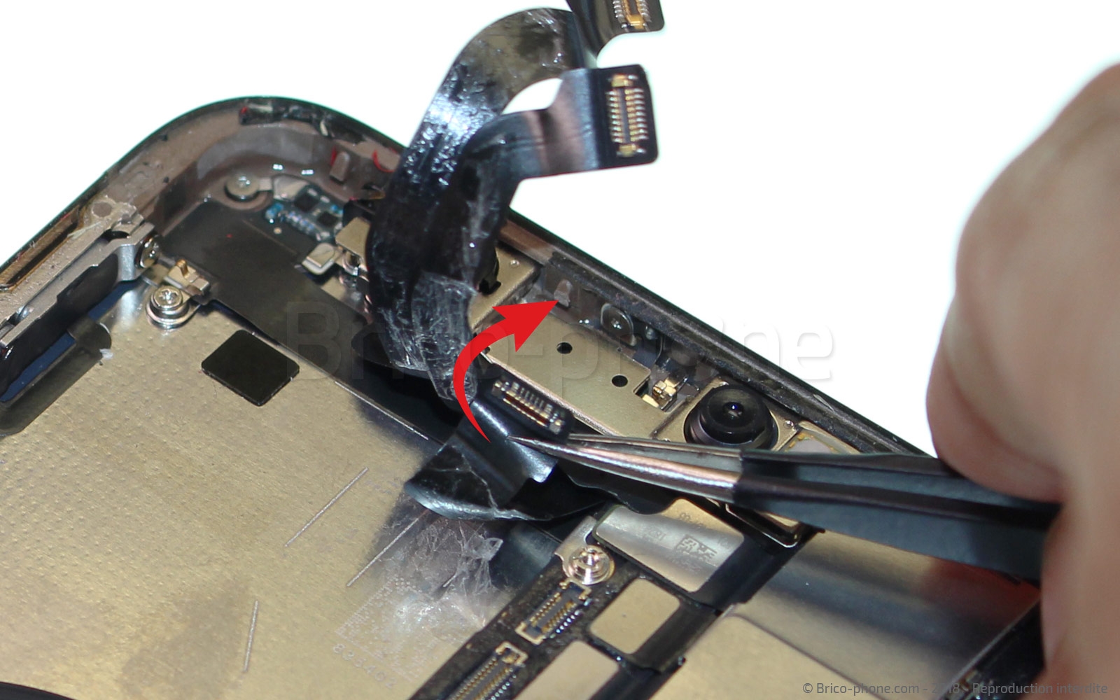 Changement d'antenne WiFi sur iPhone XS photo 3