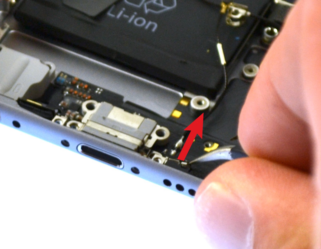 Changement du connecteur de charge sur iPhone 6S photo 1