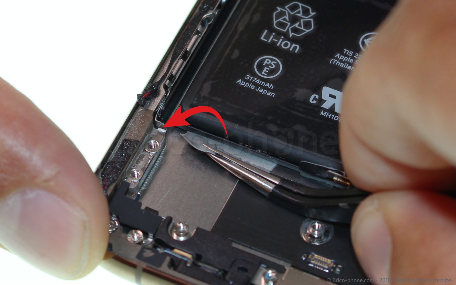 Changement du connecteur de charge sur iPhone XS Max photo 2