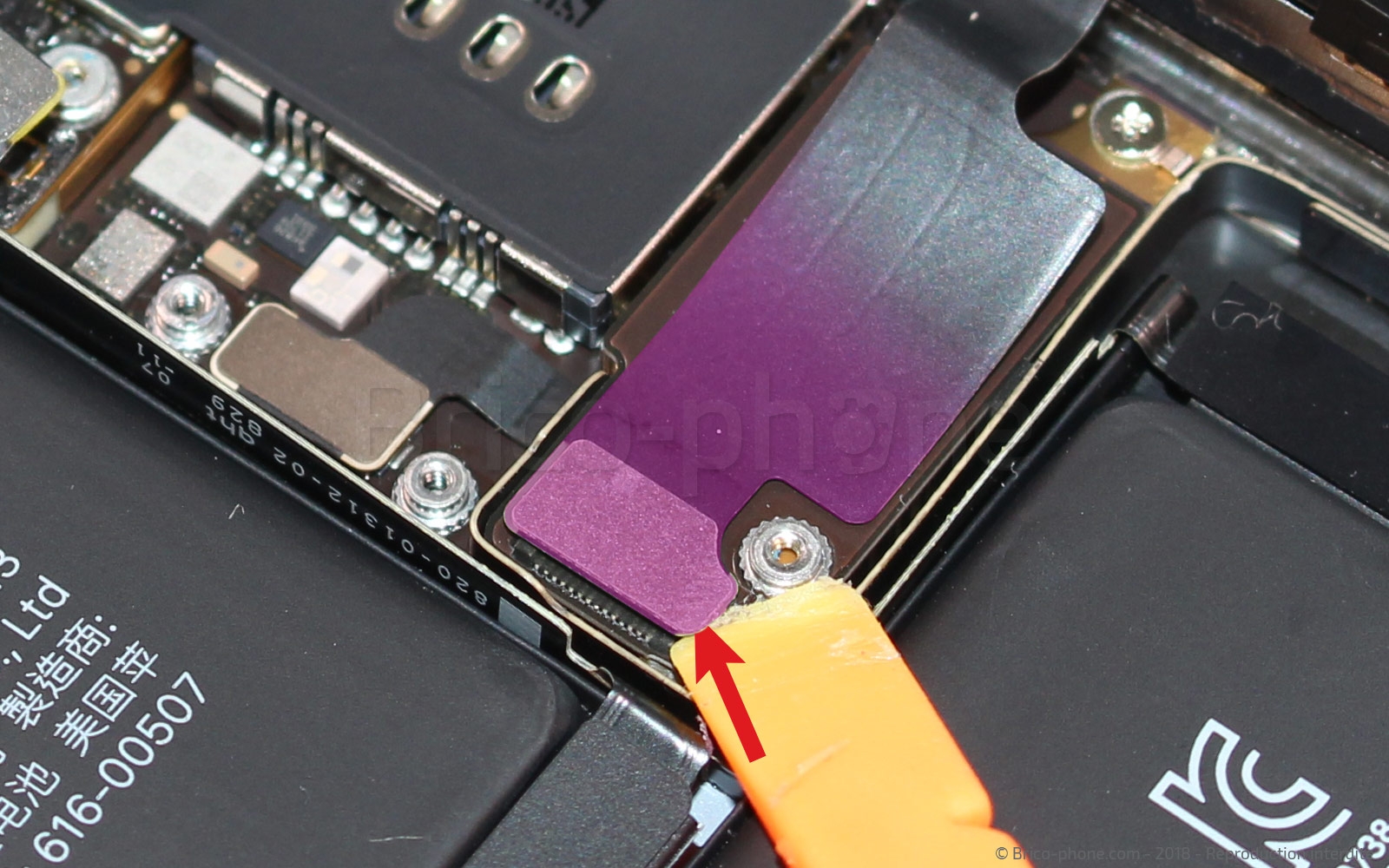 Changement du vibreur Taptic Engine sur iPhone XS Max photo 2