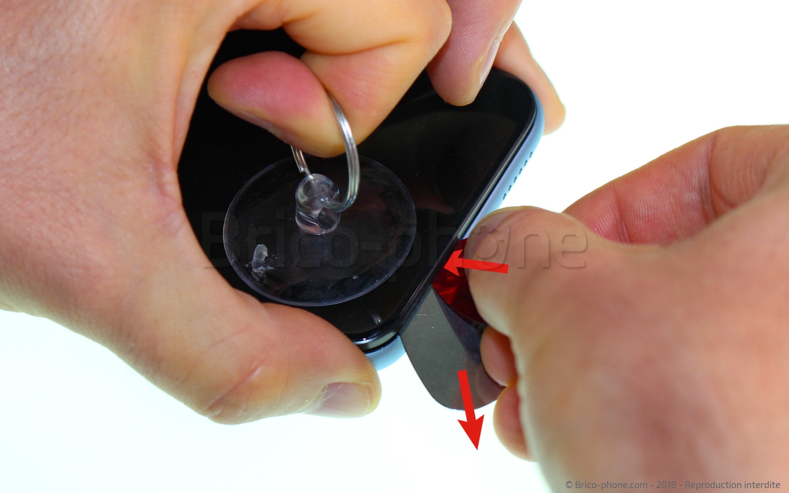 Changement du connecteur de charge sur iPhone XR photo 1