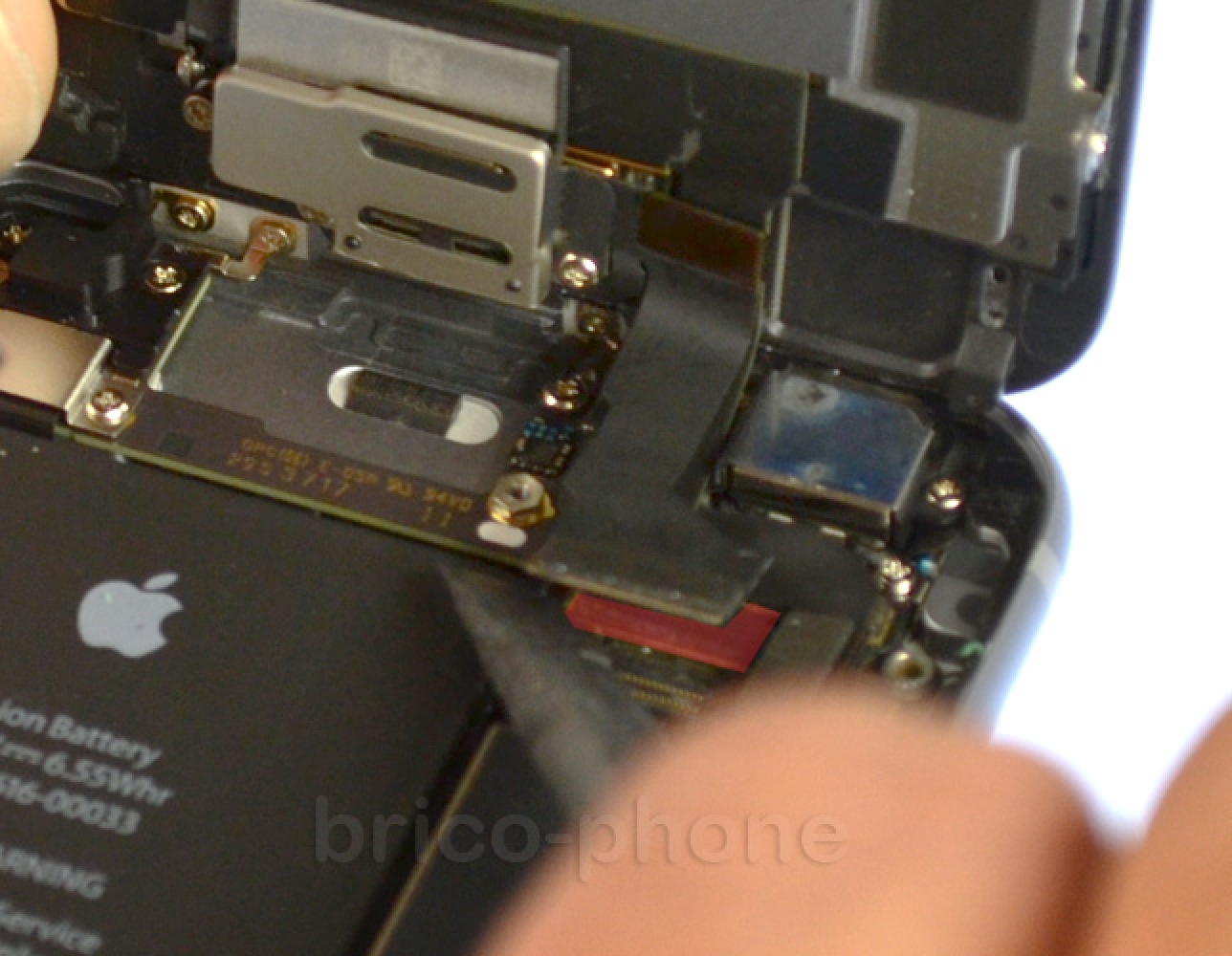 Changement du haut-parleur externe sur iPhone 6S photo 3