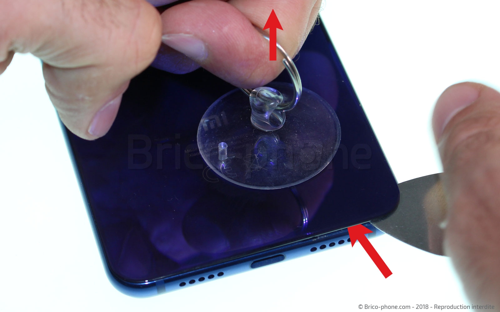 Changement de vitre arrière sur Mi 8 Lite photo 2