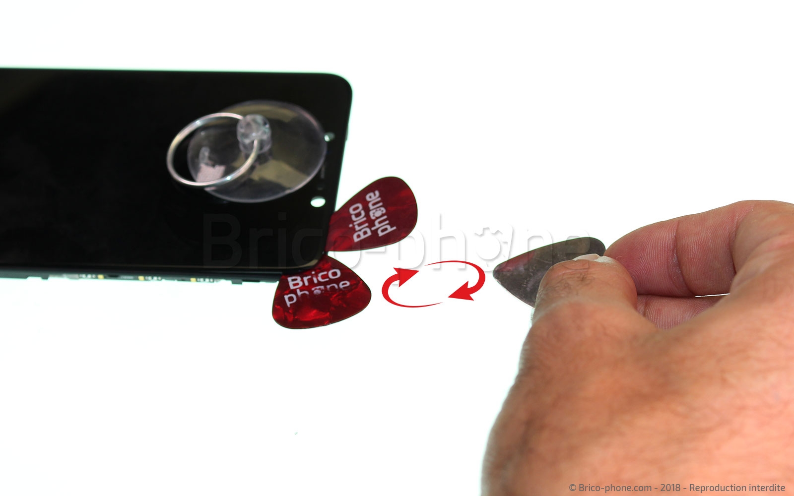 Changement d'écran (vitre+LCD) sur Pocophone F1 photo 1