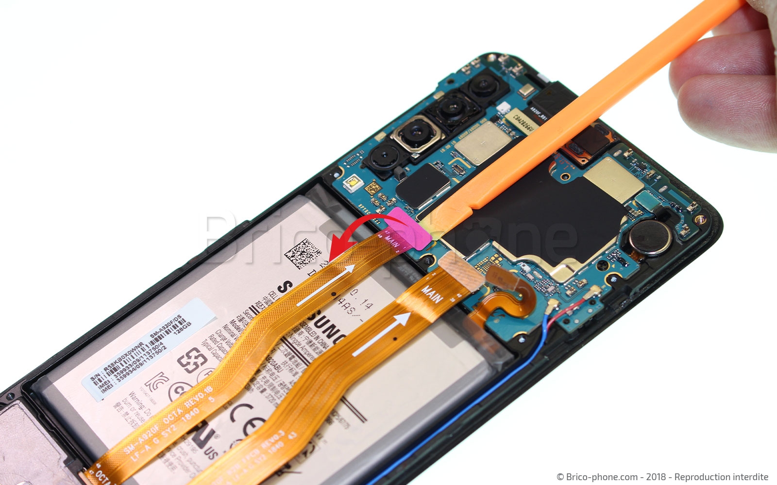 Changement de batterie sur Galaxy A9 2018 photo 3