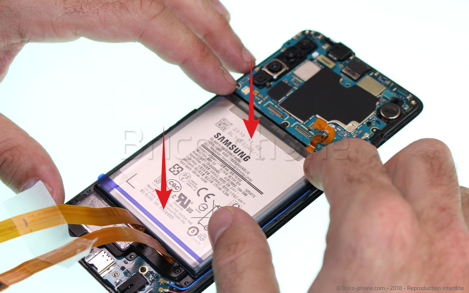 Changement de batterie sur Galaxy A9 2018 photo 3