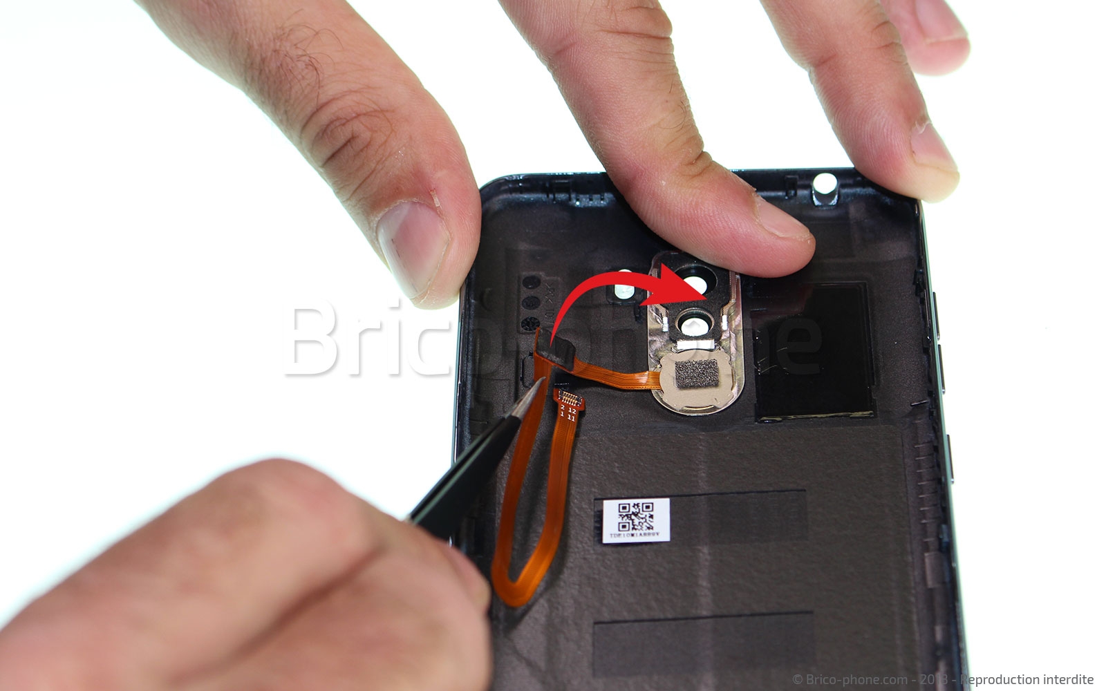 Changement de la coque arrière sur Pocophone F1 photo 2