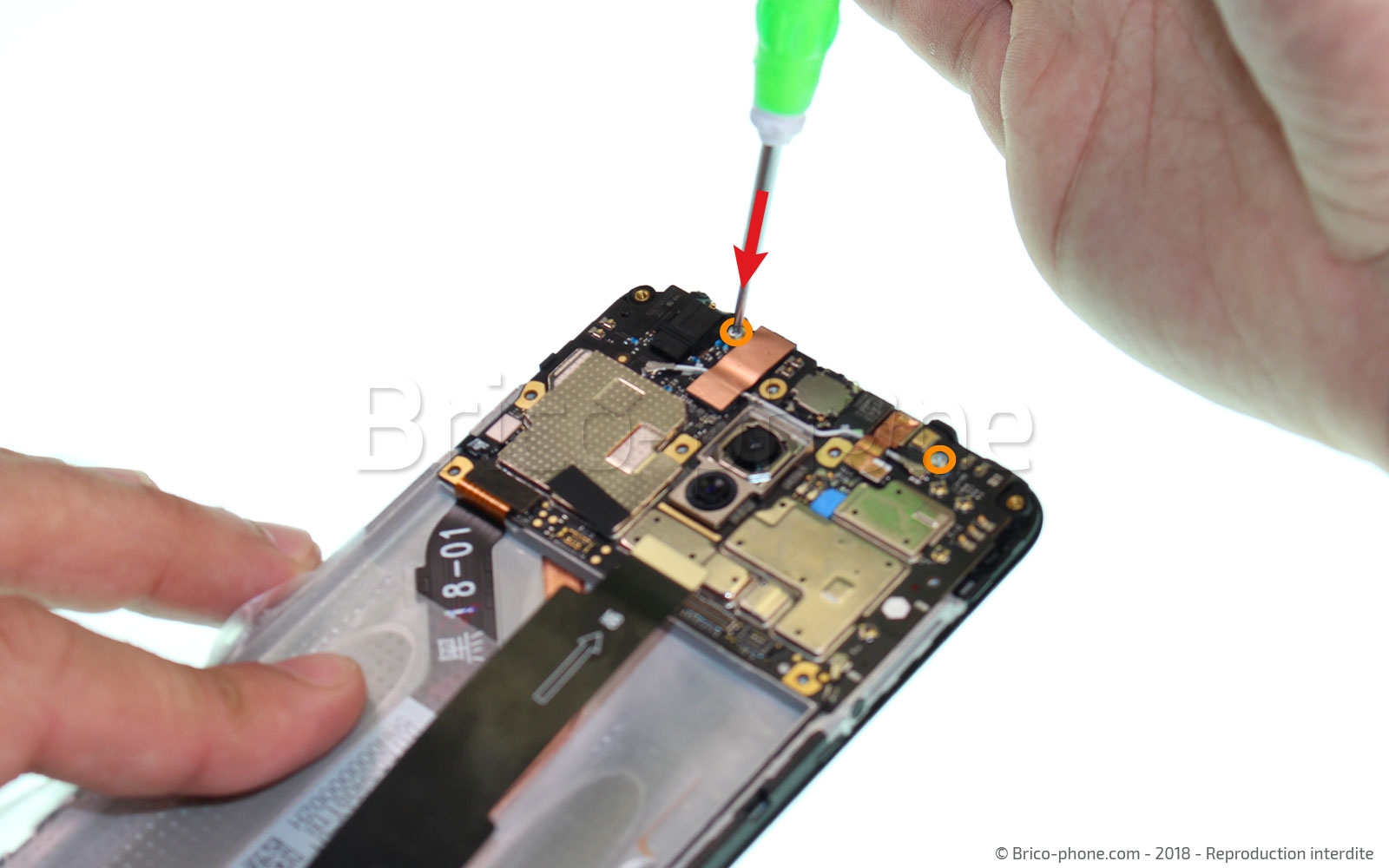 Guide de démontage sur Pocophone F1 photo 1