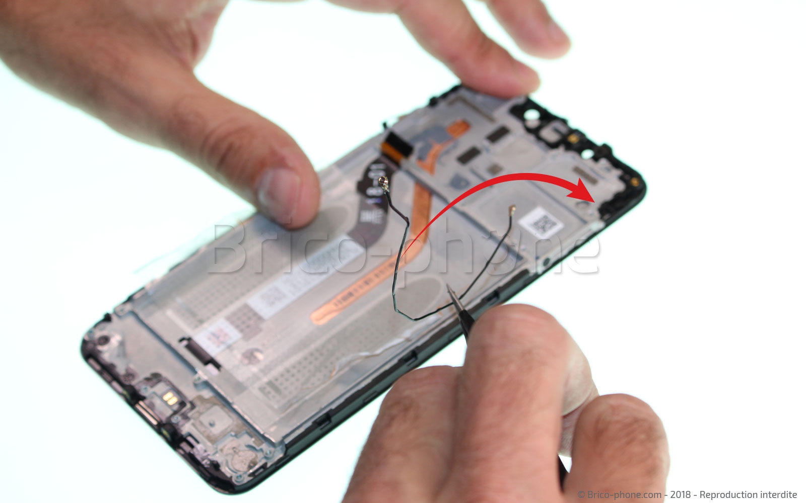 Guide de démontage sur Pocophone F1 photo 2