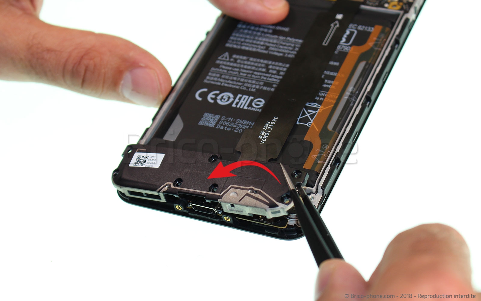 Changement du connecteur de charge sur Pocophone F1 photo 2